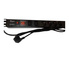 NaviaTec PDU (Power Distribution Unit) sa 6x Schuko 2x C13 priključaka, kabel C14, 19"
