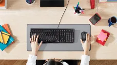 Logitech Desk Mat Studio, siva