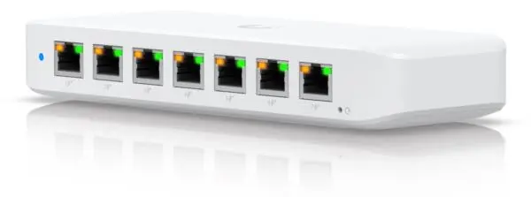 Ubiquiti UniFi switch USW-Ultra, bez napajanja