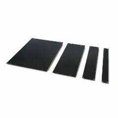 APC komplet za zatvaranje praznih mjesta u ormaru 19" crni (1U, 2U, 4U, 8U)